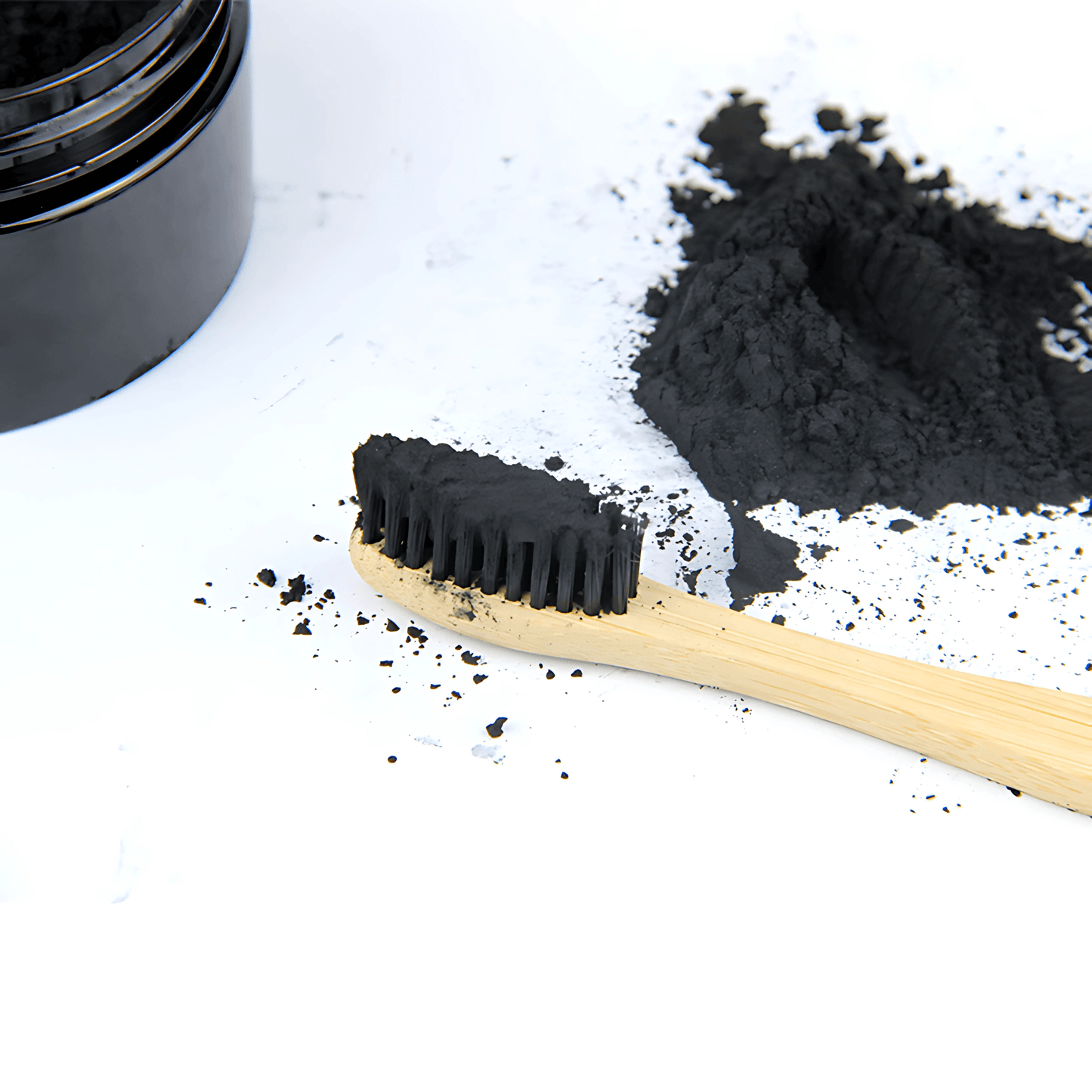 CharBright – Tannpulver med bambuskull og naturlige ingredienser for friskere munnhygiene