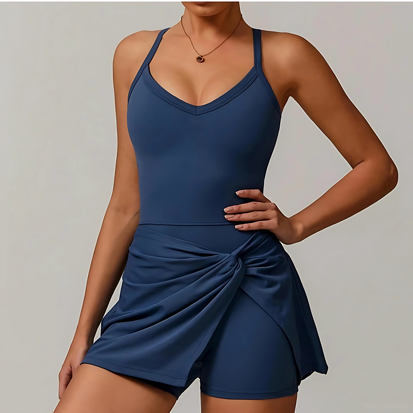ViveLuxe SkortDress – Sportskjole med innebygd BH og shorts | Flatterende passform for en aktiv livsstil