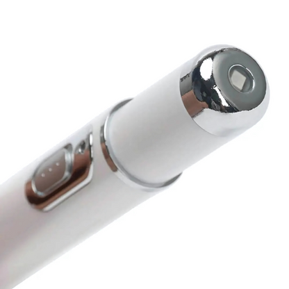 ClariBeam - Blue Light Pen for hudpleie | LED-behandling for ujevnheter, rødhet og hudtekstur
